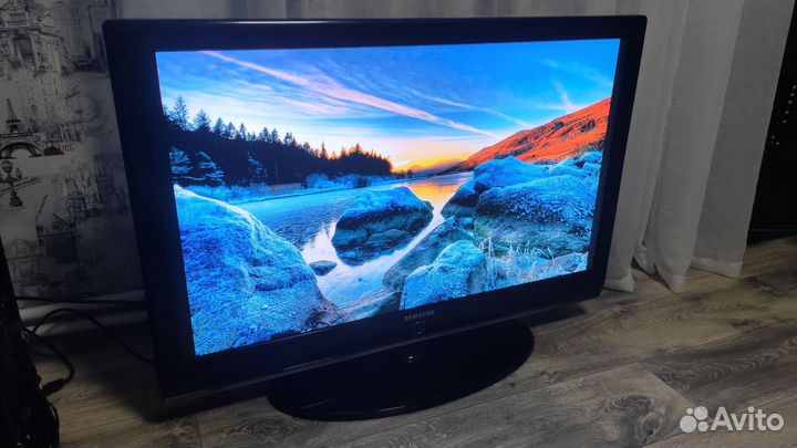 Телевизор Samsung 40