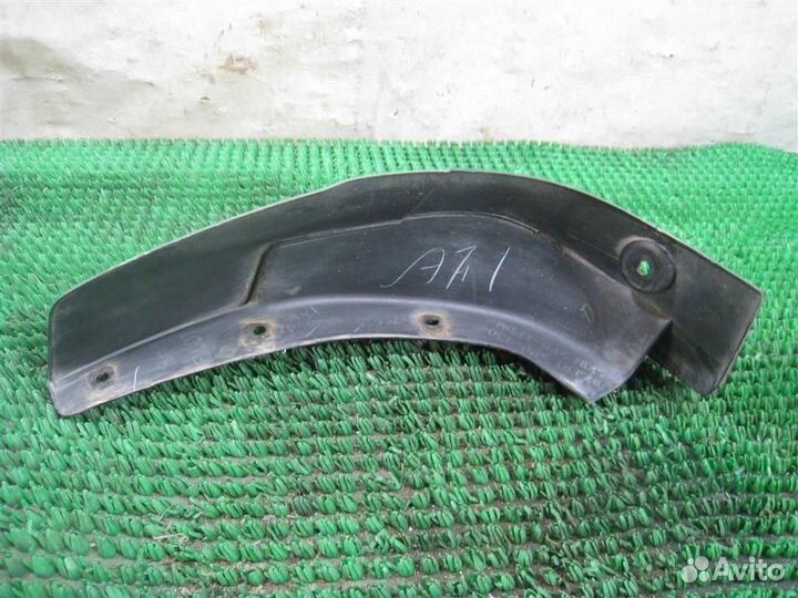 Брызговик задний правый Lexus RX300 (MCU15) 2002