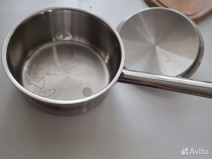 Ковш с крышкой из нержавейки