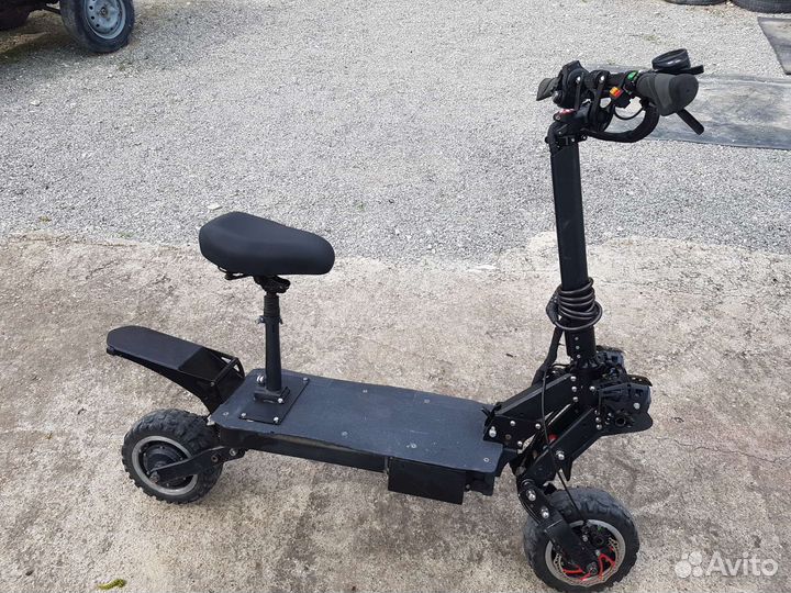 Электросамокат Ultron T 108