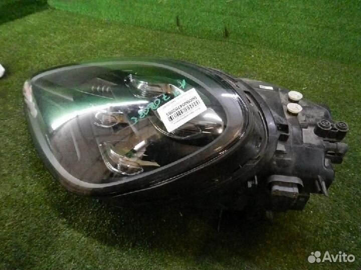 Фара левая Porsche Cayenne