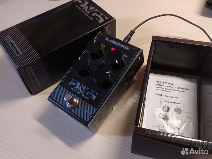 Гитарная педаль TC Electronic fangs