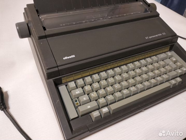 Пишущая машинка Olivetti ET personal 501-II