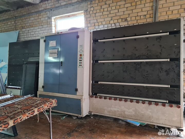 M1500E (emar) машина моечная для мойки стекла