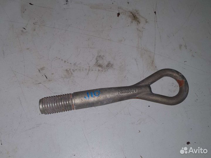 Крюк буксировочный nissan qashqai j10 2008