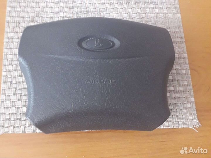 Подушка безопасности priora 1