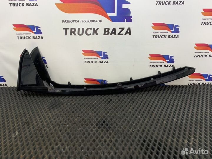 Молдинг верхней консоли левый Renault T