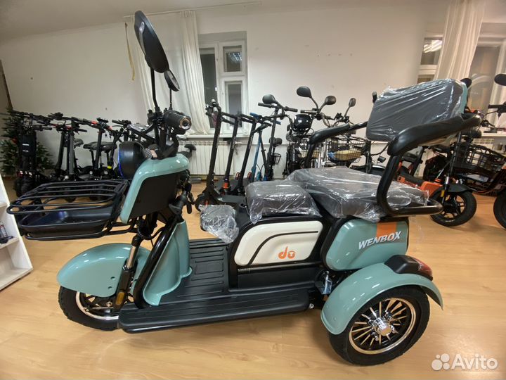 Трицикл электрический 3-х местный. До 40км/ч