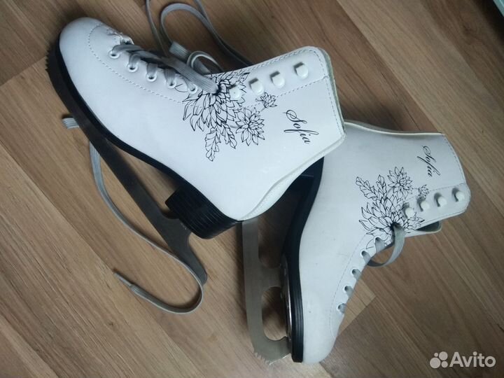 Коньки фигурные детские Nordway Sofia, размер 36