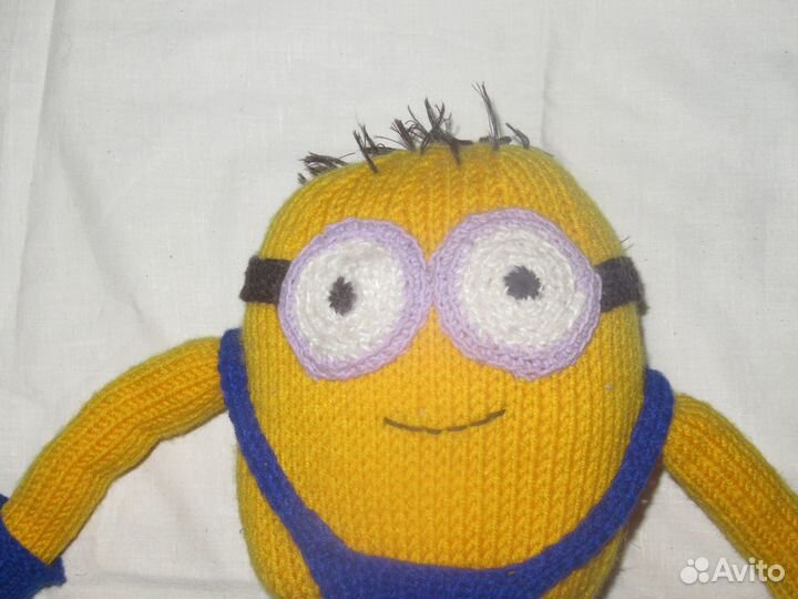 Вязанная игрушка Миньон. Ручная работа