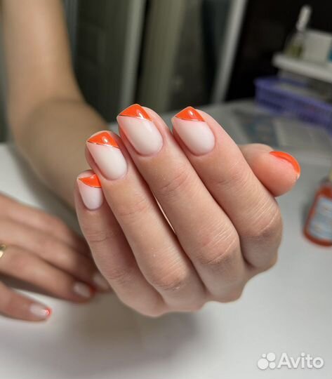Маникюр с покрытием гель-лаком