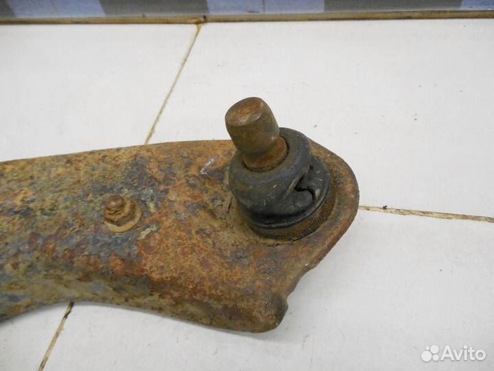 Рычаг передний правый Escape 2001-2006