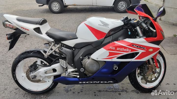 Honda CBR 1000 RR