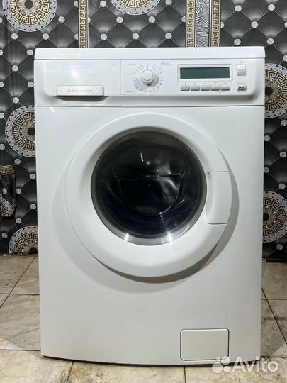 Стиральная машина бу в отличном состоянии