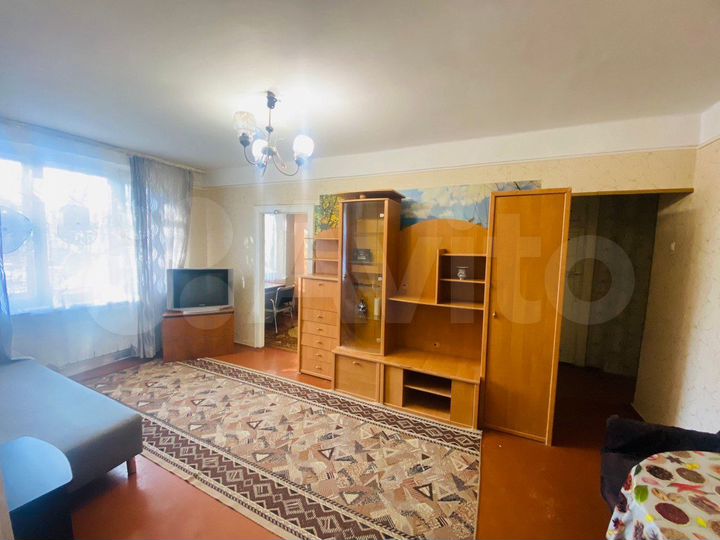 3-к. квартира, 56 м², 1/5 эт.