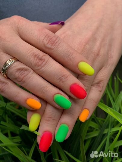 Маникюр на дому