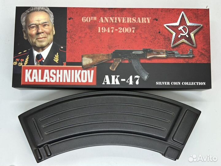 Острова Кука 2007 год Калашников Набор монет