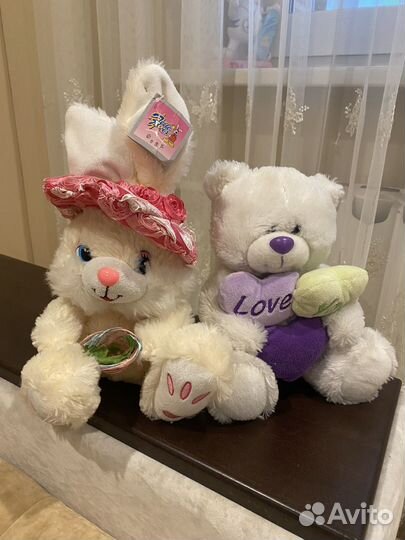 Мягкие игрушки медведь и заяц