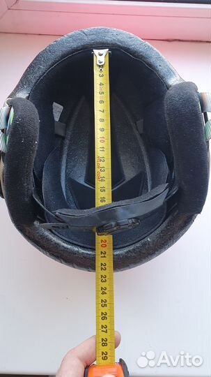 Шлем для сноуборда или горных лыж