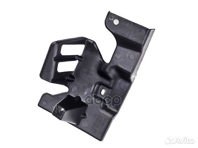 Кронштейн решётки радиатора верхний правый outland