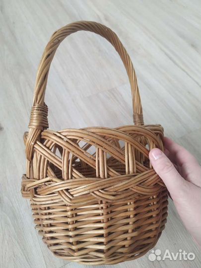 Корзина плетеная