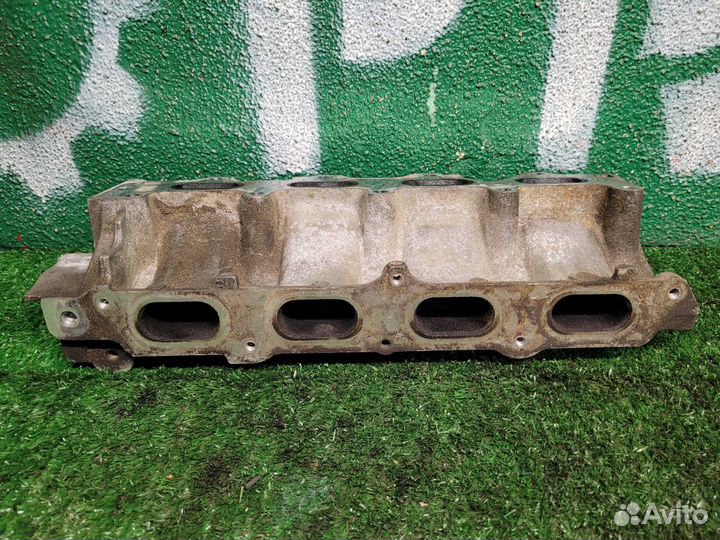 Коллектор впускной на Лада Ларгус