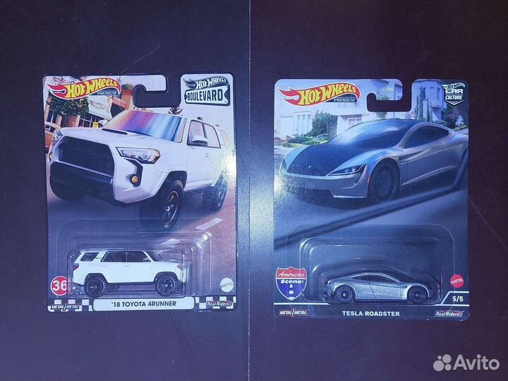 Hot wheels premium tesla roadster