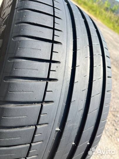 Michelin Pilot Sport 3 255/40 R19 100Y