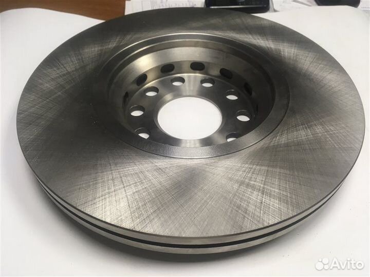 Диск тормозной передний вентилируемый Audi A6 C5