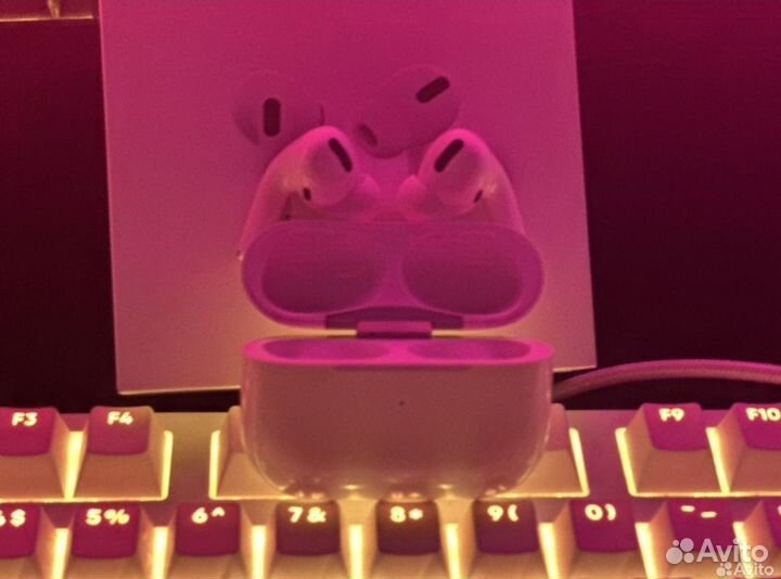 Airpods pro selekshin jobs original