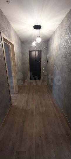 2-к. квартира, 60 м², 3/10 эт.