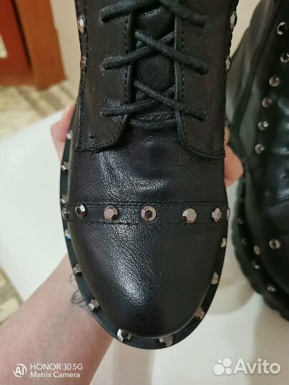 Ботинки женские