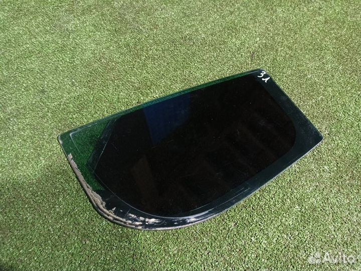 Стекло кузовное заднее левое Skoda Fabia 2 хэтчбек