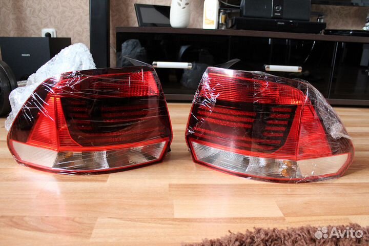 Фонари задние Фольцваген Поло Седан рестейлинг