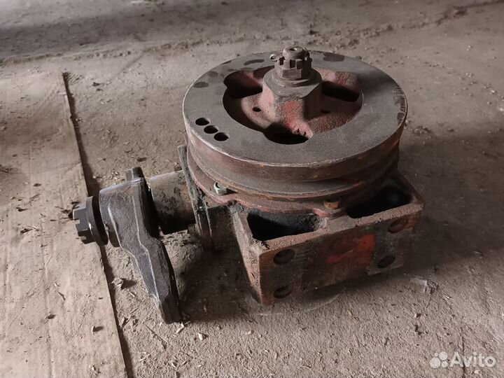 Запчасти на комбайн дон 1500