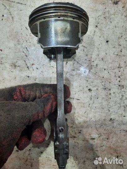 Поршень с шатуном Mitsubishi Asx GA1W 4A92 2013