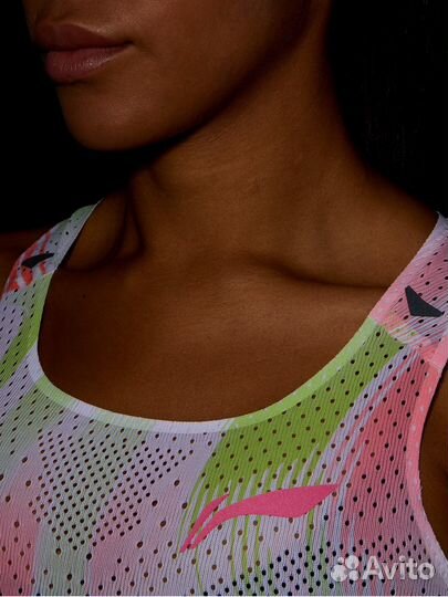 Топ для бега и тренировок Li-Ning 44