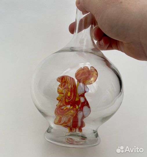 Стеклянный графин с петухом внутри, СССР