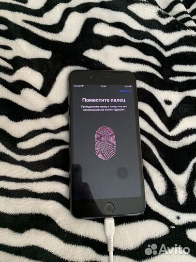 Телефон iPhone 8 plus