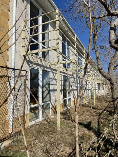3-к. апартаменты, 100 м², 2/2 эт.