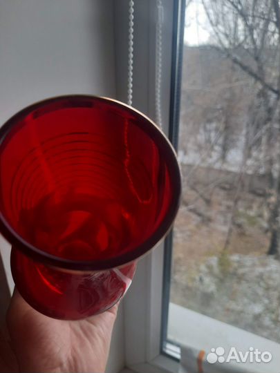 Ваза Красный май СССР рубиновое красное стекло
