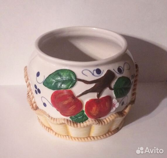 Фарфоровая банка с крышкой яблоки в корзинке 1л
