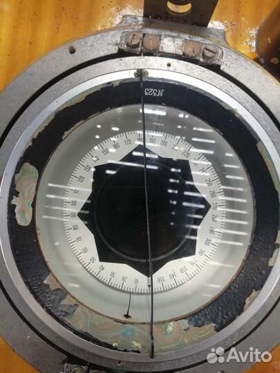 Компас морской магнитный км-100-3 времён СССР