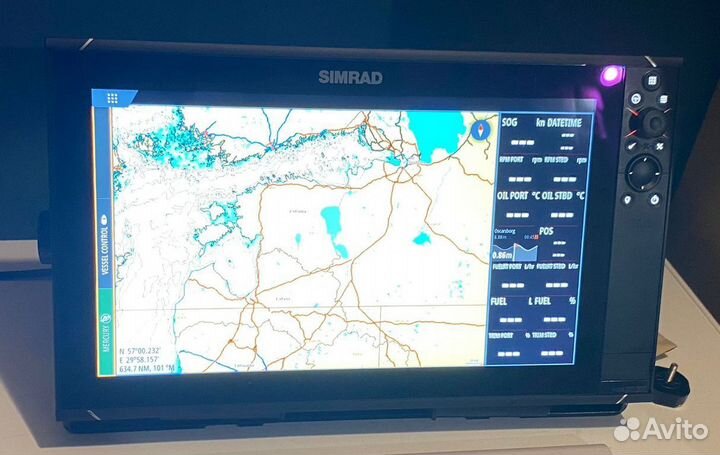 Эхолот картплоттер Simrad (Lowrance) NSS16 evo3s