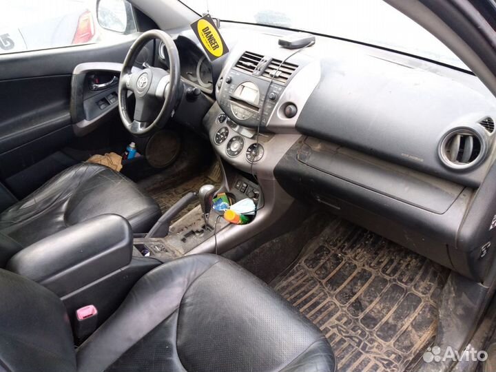 Toyota RAV4 2.4 CVT, 2008, битый, 213 695 км