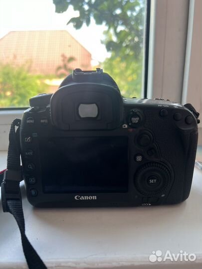 Зеркальный фотоаппарат canon 5d mark iv