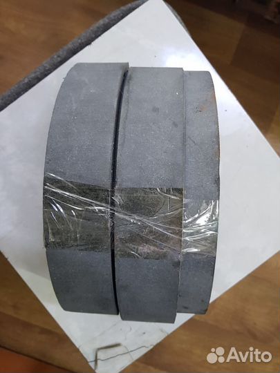 Колодки тормозные задние Волга 3110 газ 2410 новые