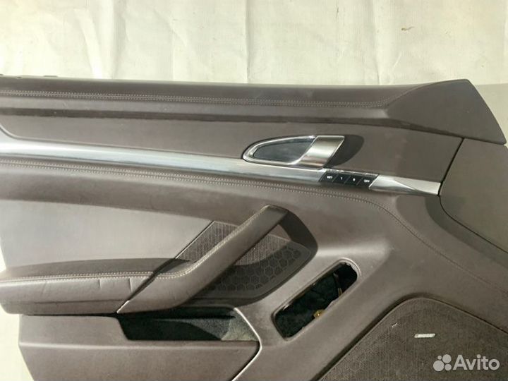 Обшивка двери передняя левая Porsche Panamera 970