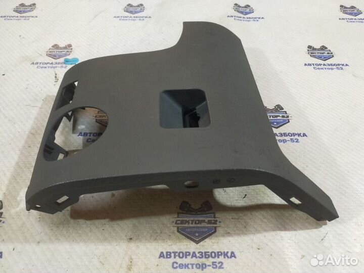 Накладка на торпедо Volkswagen Touareg 1