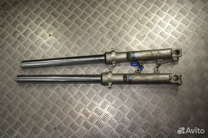 Перья вилки Suzuki GSF 1200S Bandit